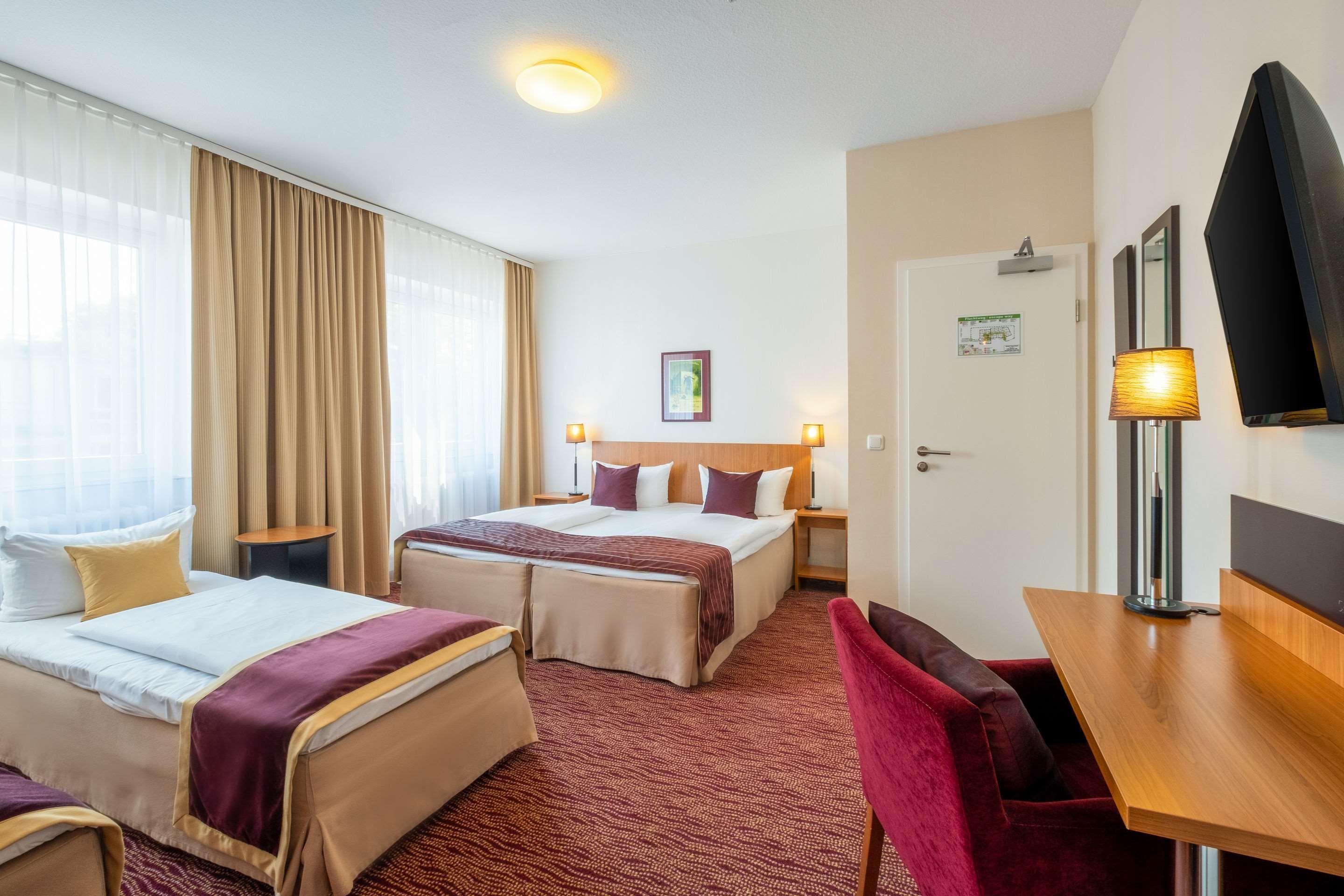 Hotel Comfort Tom Kyle