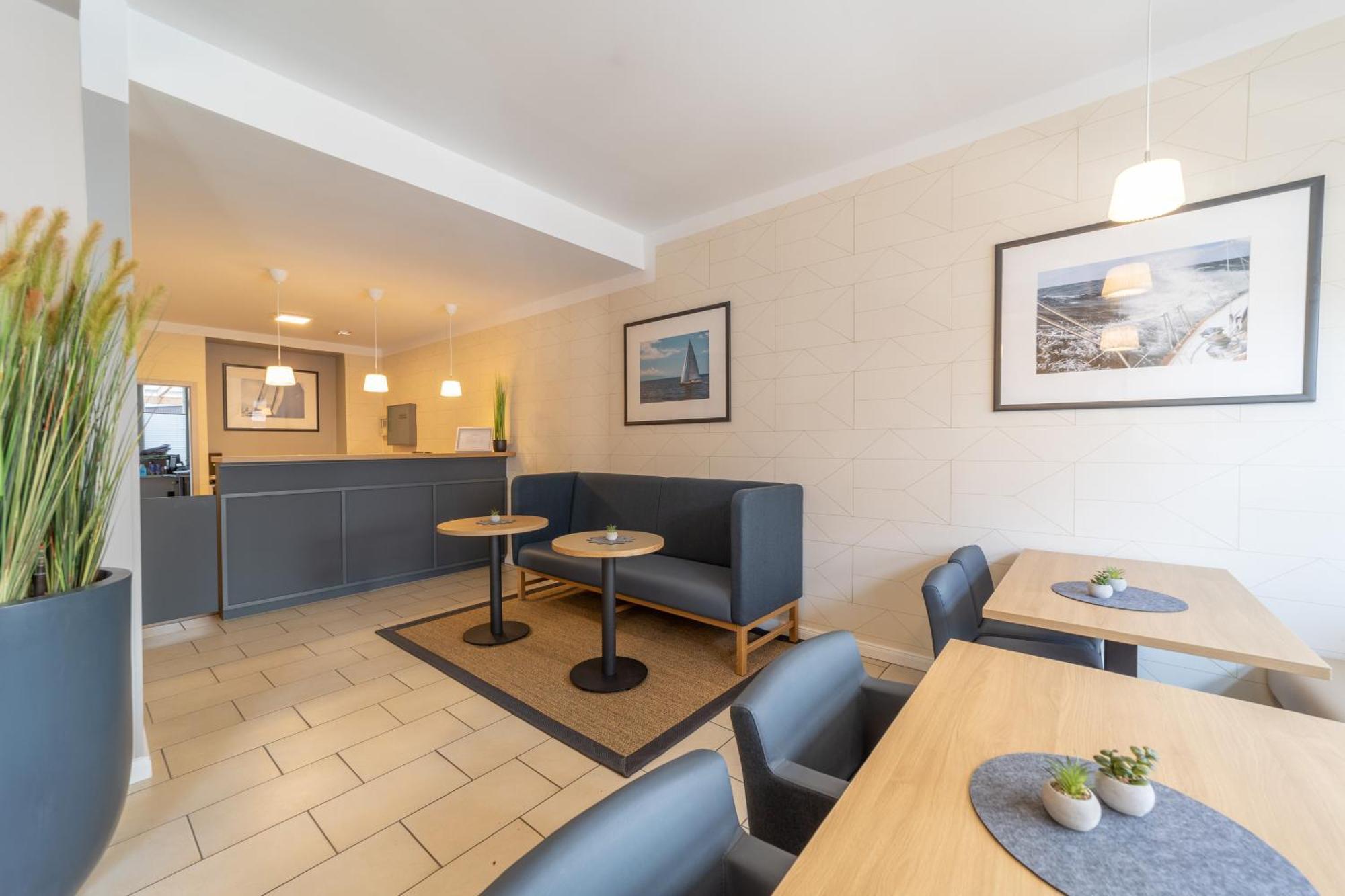 Hotel Comfort Tom Kyle 3*